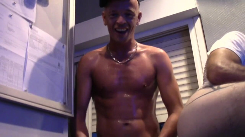 Gaybareback: Hole crempied by scally boy in lockers room