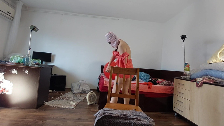 Amateur_MS: Sexy manželka s chlupatou kundičkou tančí nahá