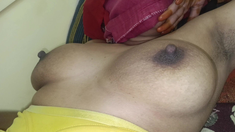 Magilmathi: 핫한 로맨스를 즐기는 주부