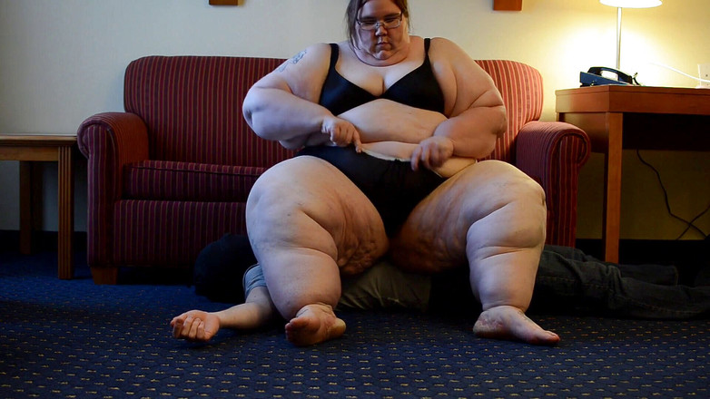 Full Weight Productions: SSbbw Savannah把他弄平