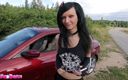 Laila Banx: Perverse car breakdown! Poked in instead of hooked up