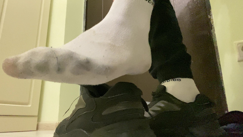 Hunky time: Feticismo del piede - piedi sudati