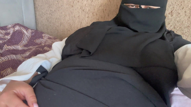 Lux Eva: Memek halima si ibu tiri turki yang super becek lagi...