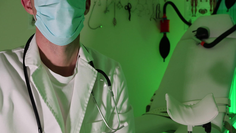 TomBakerBDSM: Keuschheits-schrumpfungsprogramm teil 3 (4k)