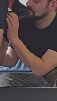 Гетеро страхового брокера убедили - второй визит