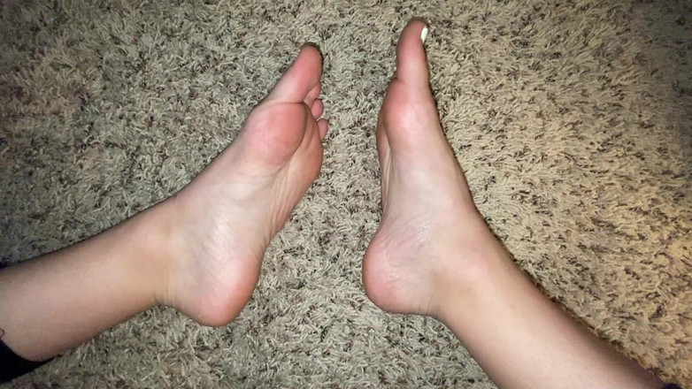 footivities: Пілінг ніг та масаж ніг Айви