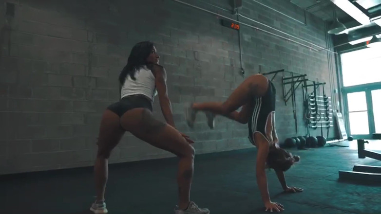 Evelin Stone: Babymommafit Works Me Out in Miami