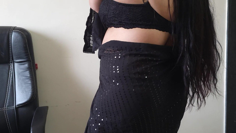 Hot Pavitra: BBW at Home