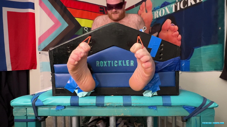 Ticklish Chubs: Die behaarte ryan bekommt ein gutes kitzeln