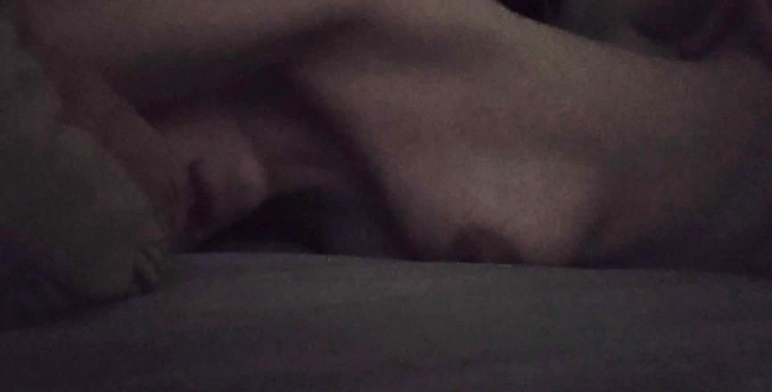 Lea27: เย็ดก้นมือใหม่ สาวอายุ 19