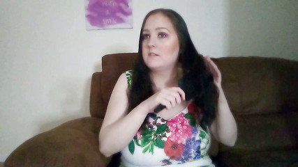 Keyleigh: Fetish berus rambut dipukul