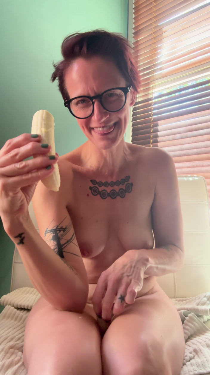 Autumn Valentine: Post Workout Snack?