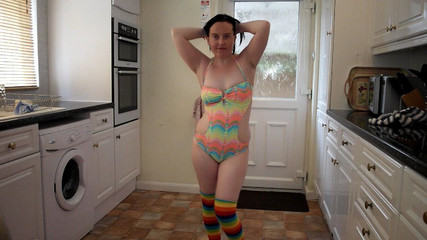 Littlevixen: Calze al ginocchio e costume da bagno