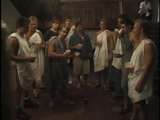 Group Bang: Pelajar Tahun Pertama Mazzie Paige Perlu Lulus Beberapa Panggilan Sukar...