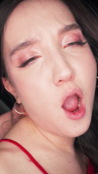 Skinny Brunette Sia Florence Gets Hard Anal Fucking