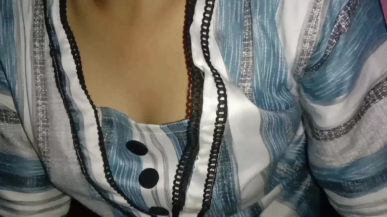 Deshi women: Noční sex s mým sexy muslimským přítelem na vysoké škole