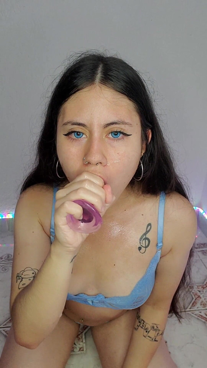 DherlyDoll: Ssanie penisa naprawdę dobrze z zwrotami po portugalsku!