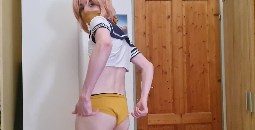 Prettyboi2000x: Hewwo! Zkoušela jsem make-up poprvé, když jsem astolfo! Honí jsem...