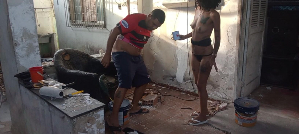 LeoOgro: Albañil se acuesta con la mujer del jefe