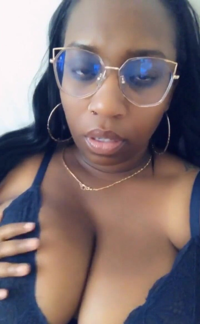 Diamond: 我喜欢我美味的手指