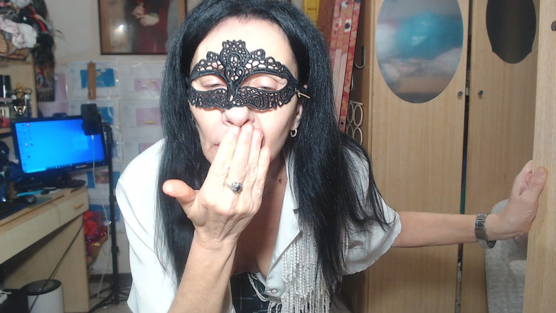 WEBREGINETTA2023: Profesoara Gress îi pune toate pixurile în vagin