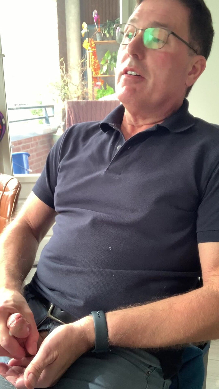 TJenner: Saya pulang ke rumah selepas kerja dan segera memukul daging...