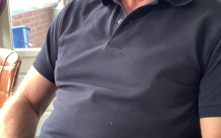 TJenner: Ajung acasă după muncă și îmi bat imediat carnea