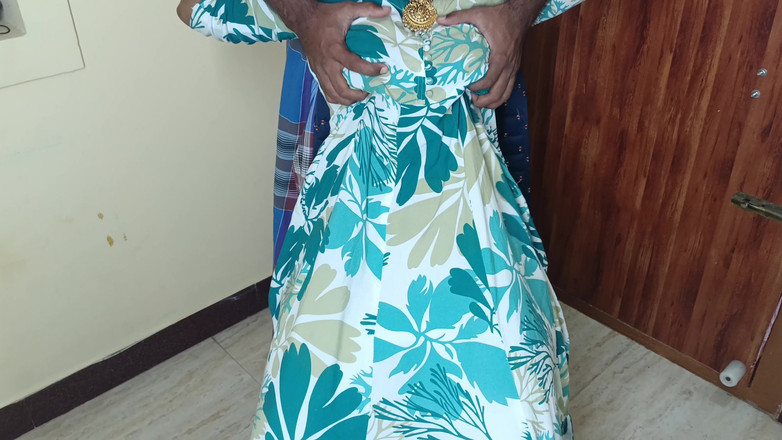 Laxi ammu: 出轨大学生