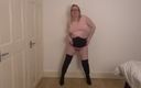 Horny vixen: Pretty Woman Costume in Thigh Boots Striptease