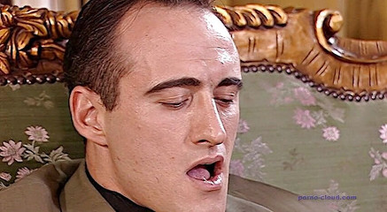 Porno Cloud: 라텍스 거유