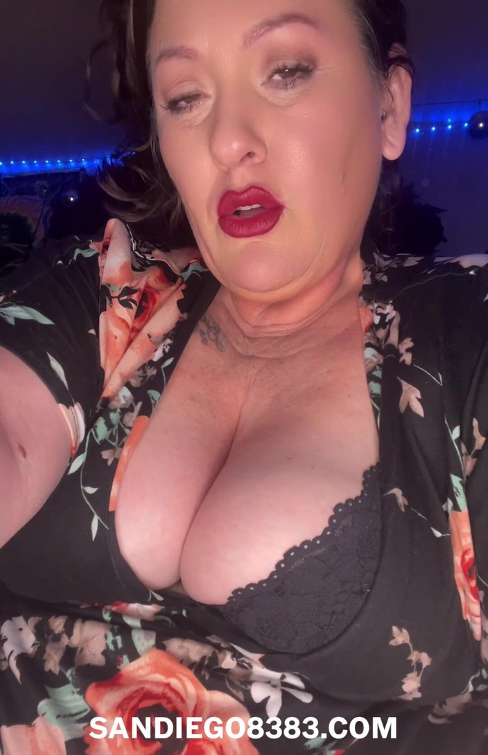 SanDiego8383: Does She Know You're Jerking Iff to Me?