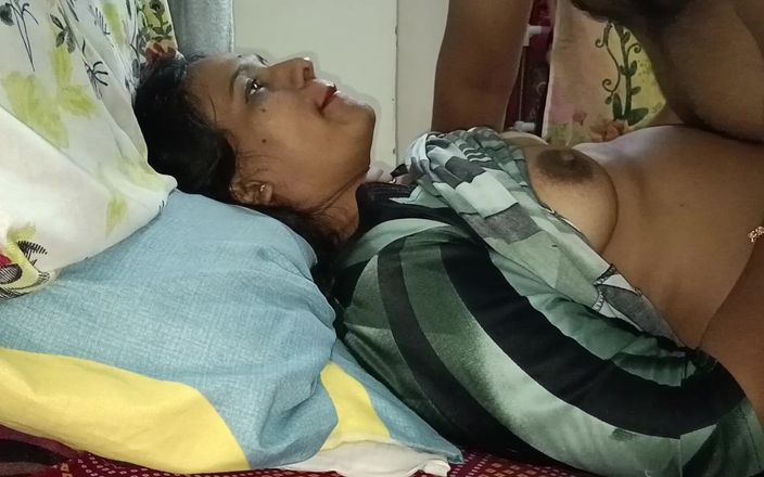 Kavita _zawazawi: 戴着避孕套，用嘴和kavita做爱