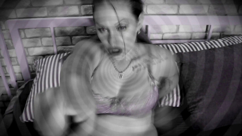 Goddess Misha Goldy: Sniffers Everyday! Your Totally Stuck in This Addiction! Orgasm Denial!