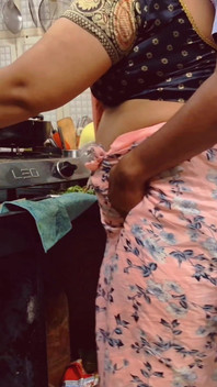 Великі яйця мачухи