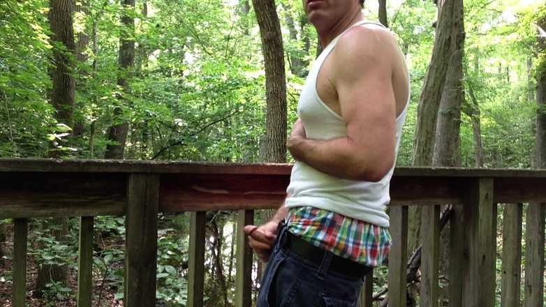 TJenner: Niedrig im freien hängen und im wald wichsen mit boxern