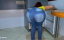 Curious Electra: Empregada gostosa tem uma bunda muito bonita em seus jeans