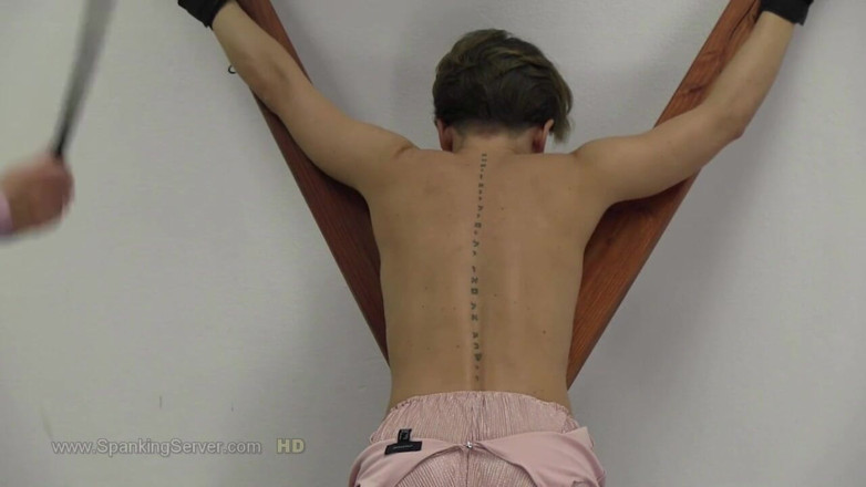 Spanking Server: Sasha bare back lezdom whip