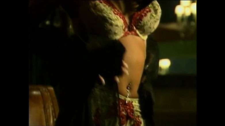 The Power of Love: Geile schlampe bittet um groben fick