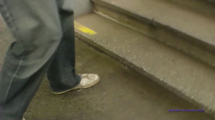 Porno Cloud: La nonna rimorchia