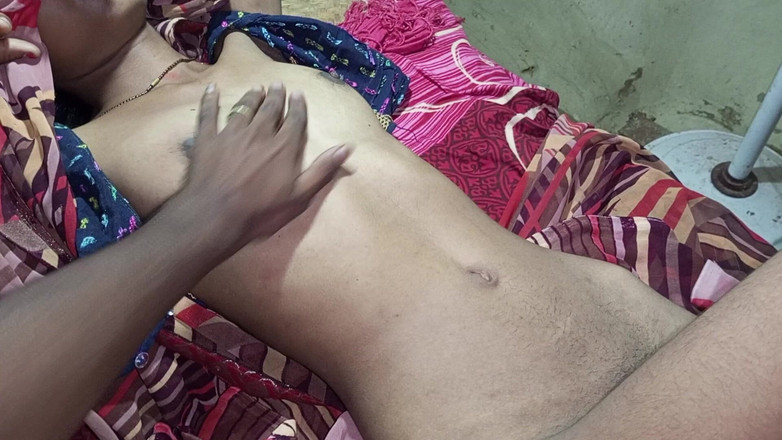 Premi pooja: Vandaag werden zwager en schoonzus geneukt in het oude huis.