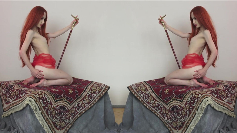 Faith Eros: Мачуха ловить твою крихітну кліцію - приниження від мастурбації