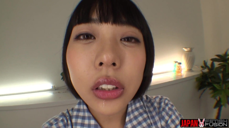 Japan Fetish Fusion: 젖은 혀, 더러운 입, Bratty Stare - Yua Nanami는 그녀의 입에서 끝내라고 감히