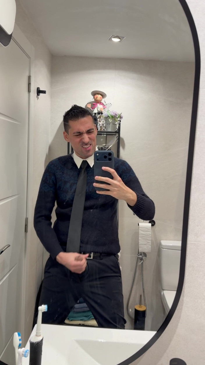Liam Harding: Ayah tiri menunjuk-nunjuk zakar besar dan kencing
