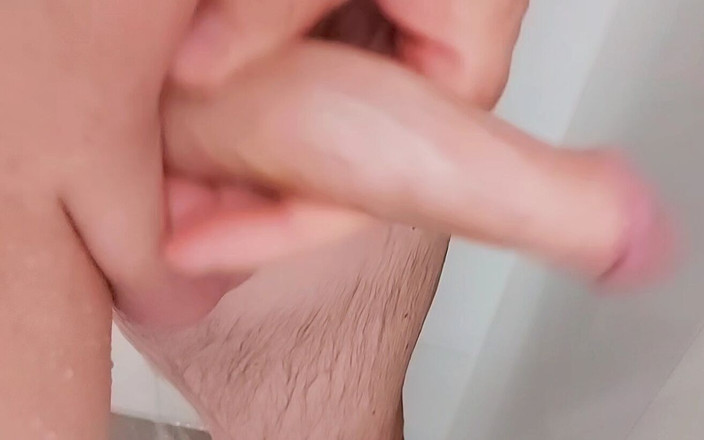 Standhaft: 젖탱이로 놀아