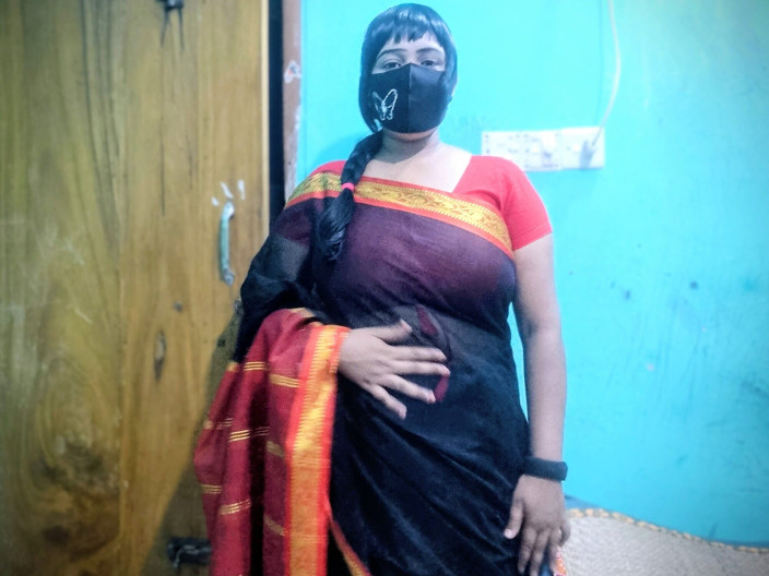 NilaRani693: Mi sento d'amarlo bangla sound video da solista