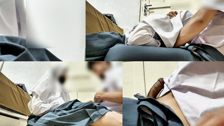 Hamster_Ball: Malay Hijab College Girlfriend Sucks Boyfriend's Big Cock