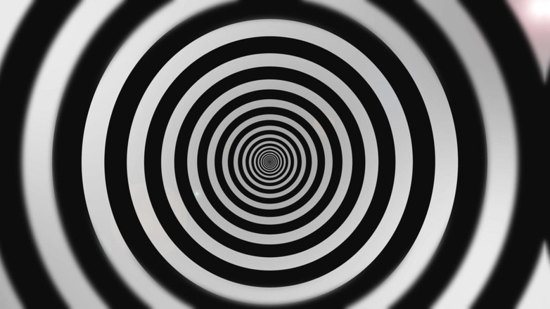 Goddess Misha Goldy: 복종하는 자지로 변신