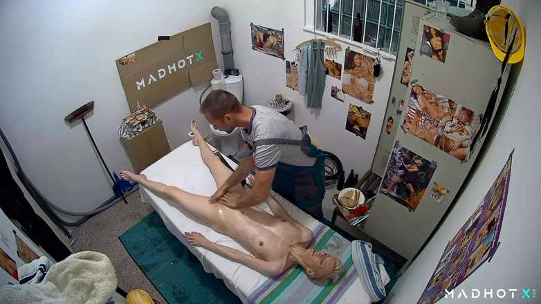 Madhot X: This Stepmom Obviously Needs a Firm Hand