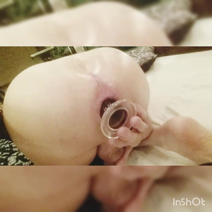 Tiffany Ciskiss: Enorme anale kloof groot glas maar plug