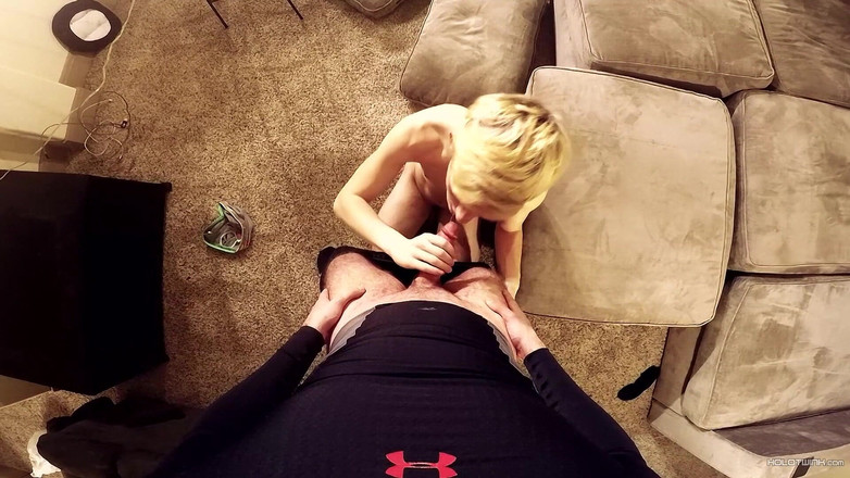 Holo twinks: Allunga il suo piccolo buco caldo